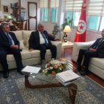 tt2 وزيرالفلاحة والمواردالمائية والصيدالبحري ومديرعام اكساد/مباحثات